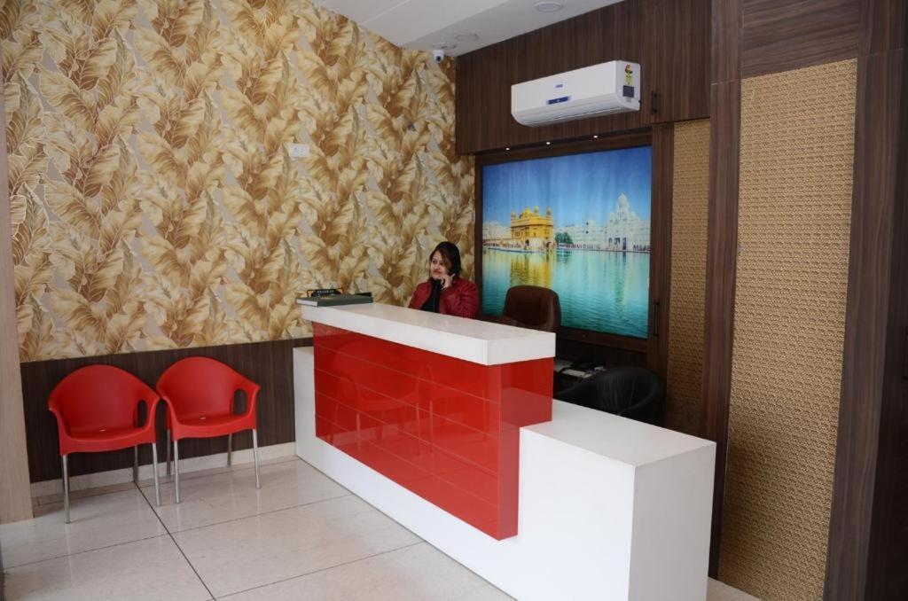 Hotel Robin Inn Amritsar Ngoại thất bức ảnh