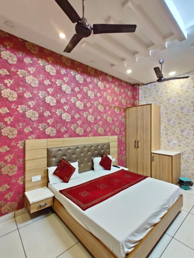 Hotel Robin Inn Amritsar Ngoại thất bức ảnh