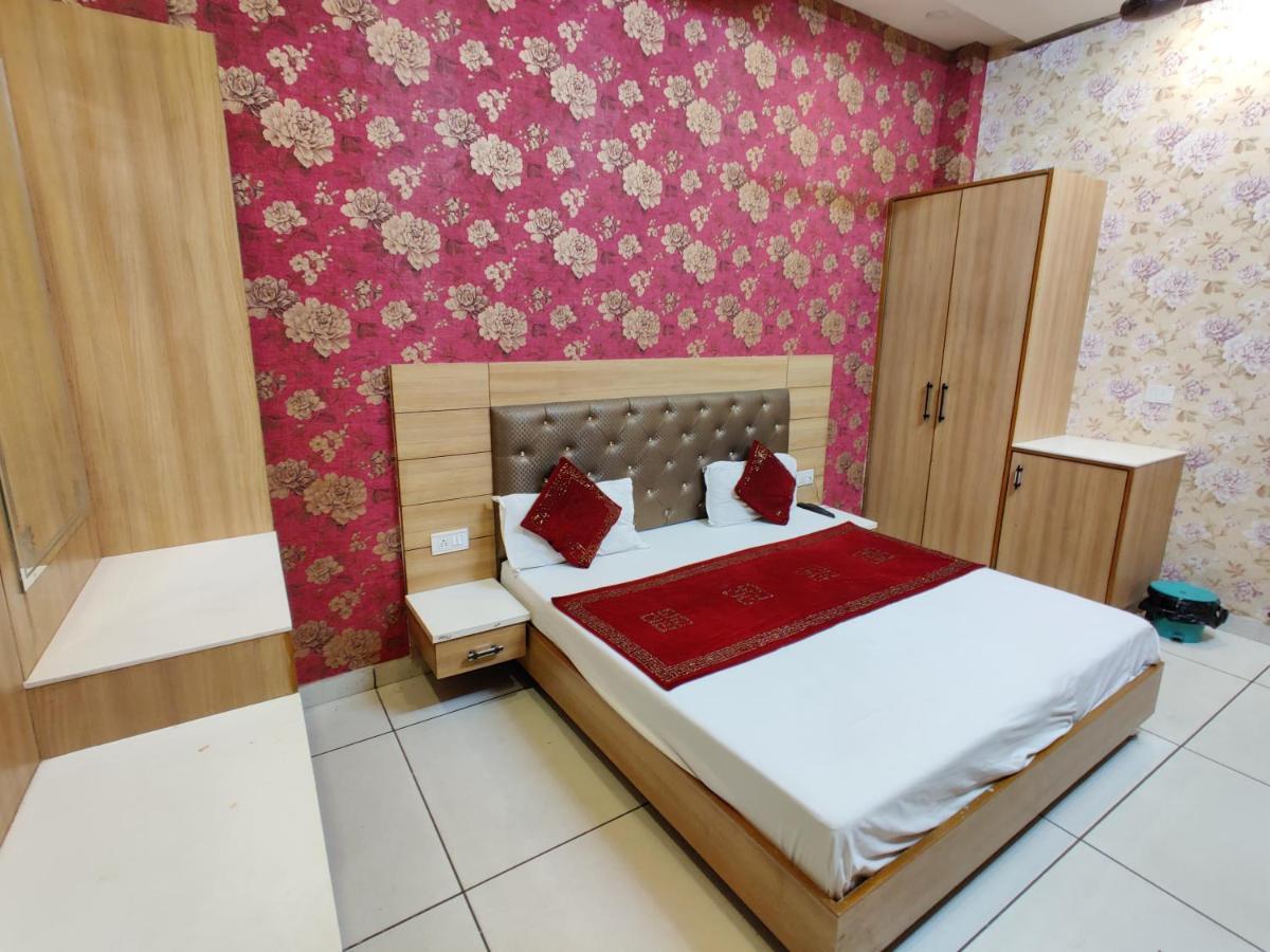Hotel Robin Inn Amritsar Ngoại thất bức ảnh