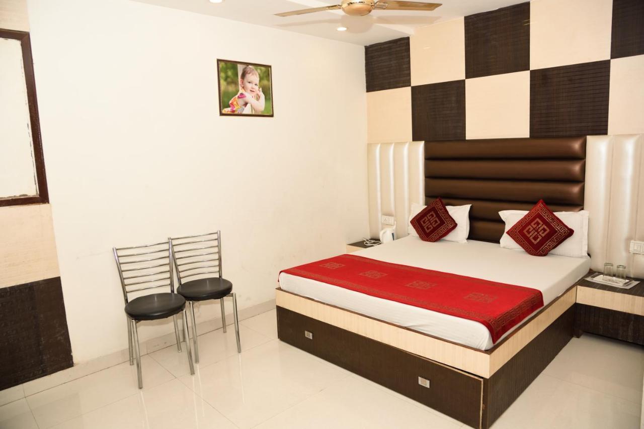 Hotel Robin Inn Amritsar Ngoại thất bức ảnh